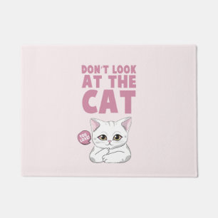 Tapete Não olhe para o gato - Gato Branco Engraçado