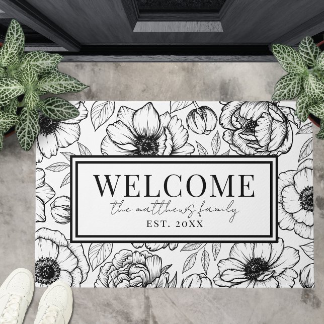 Tapete Nome branco preto de boas-vindas (Welcome Black White Name Doormat)
