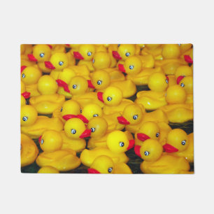 Tapete Padrão de patos de borracha amarelo-branca