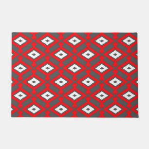 Tapete Padrão Ikat, Vermelho, Cinza Carvão e Branco
