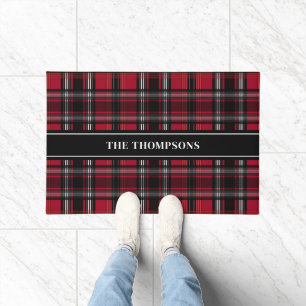 Tapete Padrão Xadrez Tartan Vermelho e Preto Com Texto