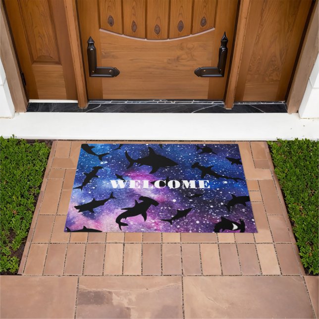 Tapete Peixes-tubarão-frade-modernos baleia-do-mar sob a  (Ar livre)