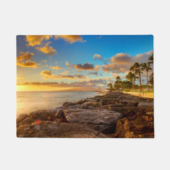 Tapete Por do sol do oceano sobre as rochas e a palma | (Frente)