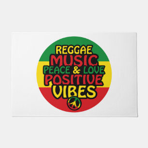 Tapete Reggae design with positive quotes and reggae flag