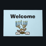 Tapete Reindeer com Menorah Antlers Chrismukkah Doormat<br><div class="desc">Que graça é isso para dar as boas-vindas aos seus convidados?! Esta porta mostra minha rena judia cujas galhadas são como uma Menorah. O texto pode ser removido ou alterado. E você pode mudar a cor de fundo também. Desenhado por Sheila Cicchi,  Brownielocks.com. Todos os Direitos Reservados.</div>