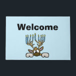 Tapete Reindeer com Menorah Antlers Chrismukkah Doormat<br><div class="desc">Que graça é isso para dar as boas-vindas aos seus convidados?! Esta porta mostra minha rena judia cujas galhadas são como uma Menorah. O texto pode ser removido ou alterado. E você pode mudar a cor de fundo também. Desenhado por Sheila Cicchi,  Brownielocks.com. Todos os Direitos Reservados.</div>