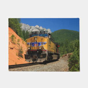 TAPETE TREM ABAIXO DOS CRAGS