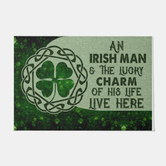 Tapete Um Irlandês E O Charme Sortudo
