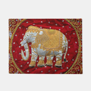 Tapete Vermelho Embellished e ouro do elefante indiano