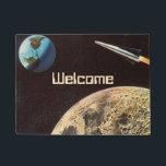 Tapete Vintage Science Fiction, Rocket Ship Over the Moon<br><div class="desc">É fácil personalizar este tapete de boas-vindas com o seu texto personalizado! Vintage ilustra viagem futurista e transporte Ciência Ficção imagem espacial. Um design de estilo quadrinho retrô sci fi apresentando uma nave-fogueira voando no espaço sobre a lua e voltando para a Terra do planeta no futuro.</div>