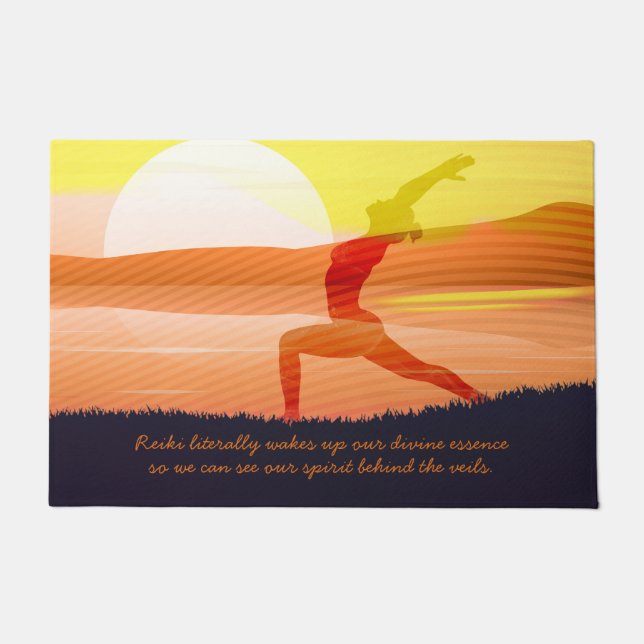 Tapete Yoga Professora Sun Salutando Meia Lua Pose Aspas (Frente)
