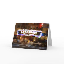 Tardio com cartão de David Letterman