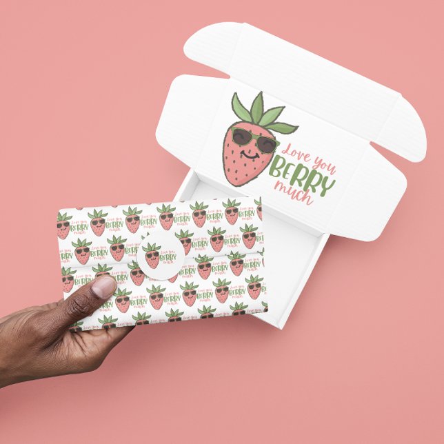 Te Amo Muito Papel Tecidual (Make someone's day with this cute, "Love you berry much" strawberry tissue paper! )