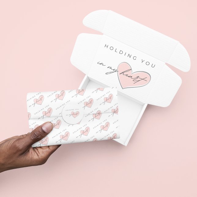 Te Segurando No Meu Papel De Tecido Cardíaco (Send sympathy with this, "Holding you in my heart" tissue paper! Matching collection available! )