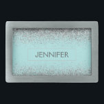 Teal Aqua Blue Silver Glitter Girly Monographic No<br><div class="desc">Azul Aqua Azul Teal e Silver Sparkle Monograma Nome Belt Buckle. Isso faz a formatura perfeita, doce 16 16, 18, 21rua, 40, 50, 60, 70, 80, 90, 100 anos, casamento, chá de panela, aniversário, chá de fraldas ou presente de festa de solteira para alguém que ama luxo de vidro e...</div>