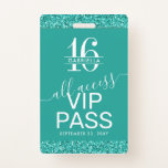Teal Turquoise Sweet 16 Convite VIP Pass Crachá<br><div class="desc">Turista Personalizada Aqua Teal Azul-Verde Brilhante Doce 16 VIP Convite para Crachá All-Access Pass com um monograma de 16 anos - ou personalize com cada nome de convidado individual para a sua doce 16 festas. Os detalhes do convite são impressos no verso com fontes elegantes e modernas com sotaques de...</div>