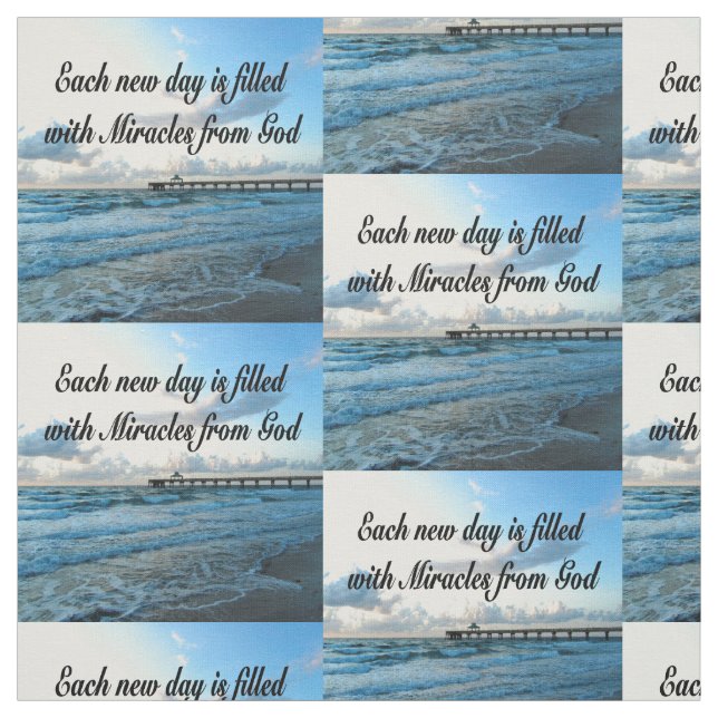 TECIDO CADA DIA É UM MILAGRE DE DEUS (Modelo)