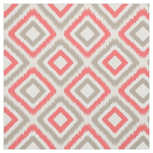 Tecido Coral e padrão Ikat moderno castanho (Modelo)