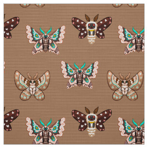 Tecido Cute Kawaii Chibi Moths em Café Tan