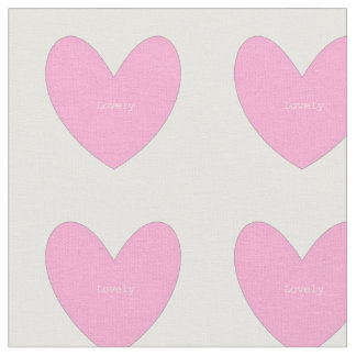 Tecido de algodão com corações cor-de-rosa