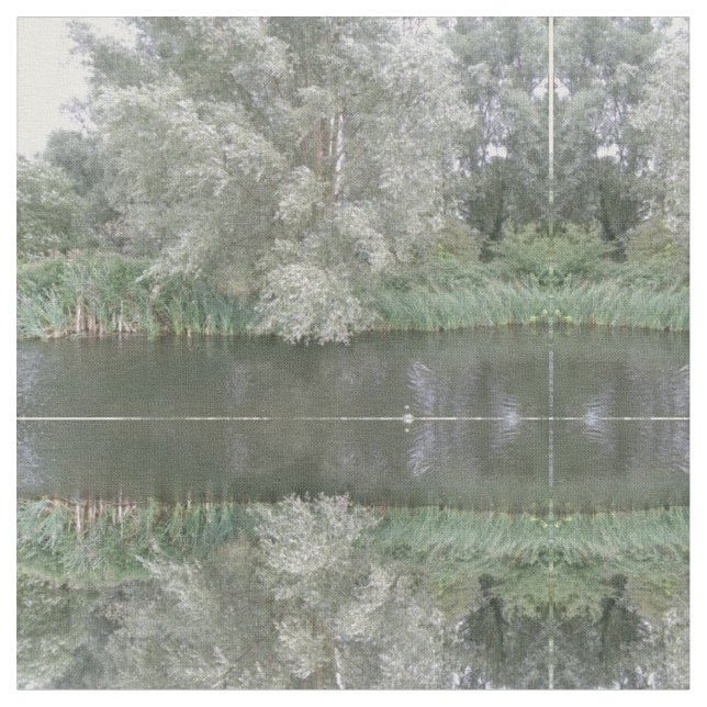 Tecido Estampado com Paisagem de Árvore Branca e R (Detalhe)