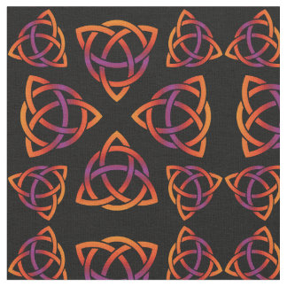 Tecido Laranjas do Padrão Celta Triquetra e Roxo em Bla