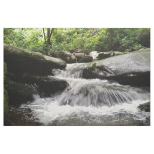 Tecido Montanhas de Enfumaçados de Excelentes em cascata