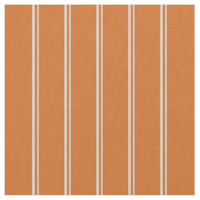 Tecido Padrão de Cinzas Leves e Stripes de Chocolate (Detalhe)
