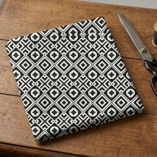Tecido Padrão de mosaico geométrico tribal preto e branco