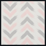 Tecido Padrão de pincéis de flecha de cinza rosa-claro mo<br><div class="desc">um legal,  moderno e simples padrões de setas étnicas pintadas com pincéis pastel cor-de-rosa e cinzas leves em formas de flechas e triângulos abstrato. Presente feminino perfeito para a garota bô que ama padrões geométricos e étnicos do estilo boêmico</div>