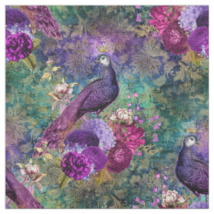 Tecido Pavão roxo coroado com flores