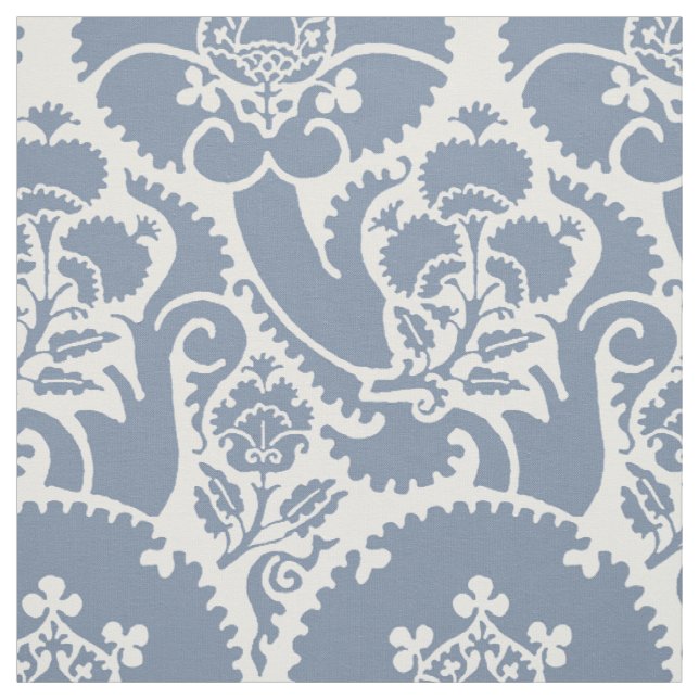 Tecido Renascimento Floral - Azul Claro sobre Branco (Modelo)