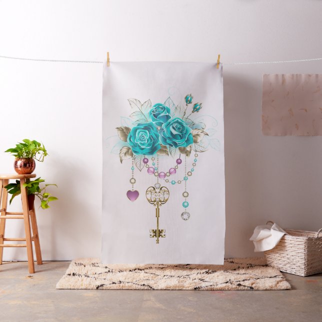 Tecido Rosas Turquesas com Chaves (In Situ)