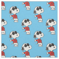 Snoopy "Joe Legal" em pé