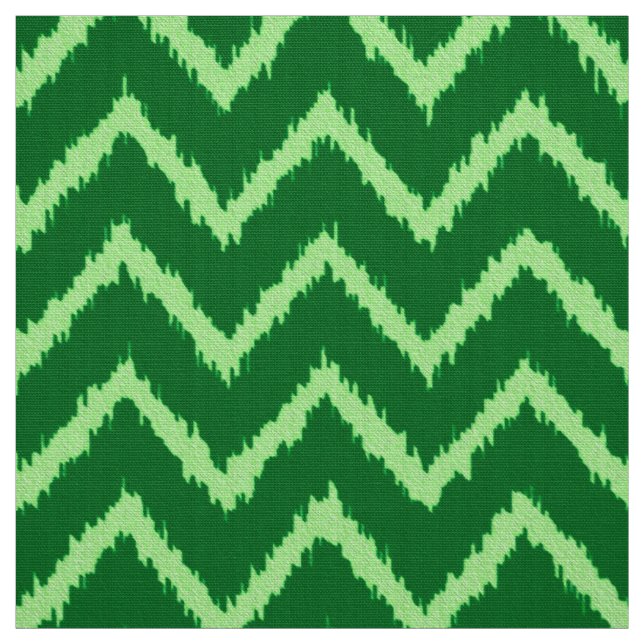 Tecido Teste padrão de Ikat Chevron - pinho e luz - verde (Modelo)