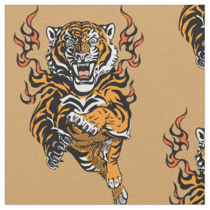 Tecido Tigre irritado em línguas de chamas