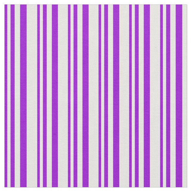 Tecido Violeta Escuro e Linhas Brancas Coloridas (Detalhe)