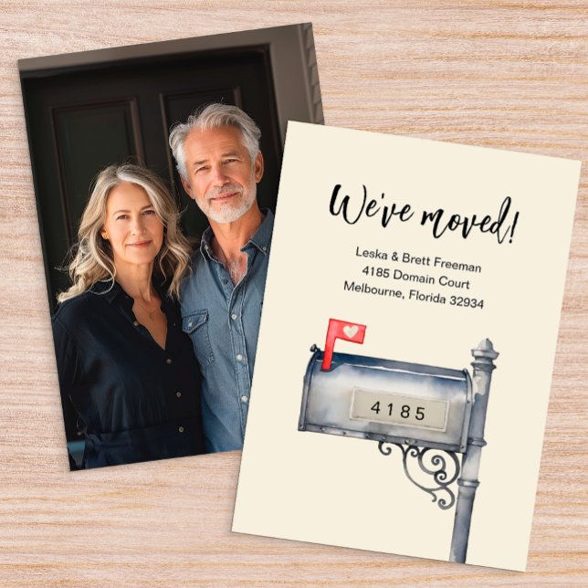 Temos o Anúncio Móvel da Caixa de Correio (Hand Painted Home Move Announcement)