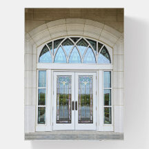 Temple Taylorsville - Portas de Vidro Estacionadas