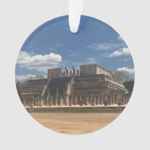 Templo de Chichen Itza do ornamento dos guerreiros