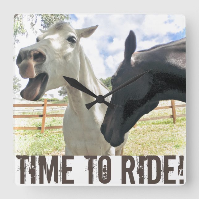 Tempo para Andar Cavalos Relógio de Parede Quadrad (Frente)