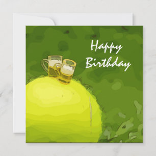 Tênis de aniversário com bola e copo de cerveja