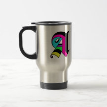 Caneca de café viajante com a letra “A”