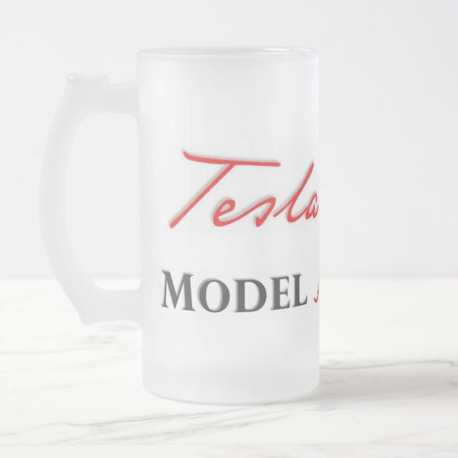 Tesla S modelo baseado num guião em uma caneca do (Esquerda)