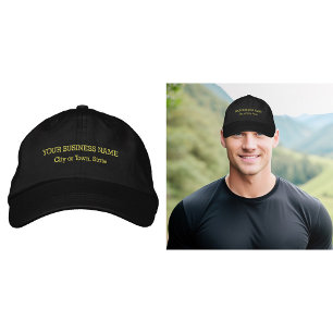 Texto comercial amarelo bordado no Boné