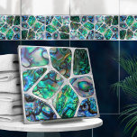 Textura de Shell de Abalone - Células Colorem N4<br><div class="desc">Este azulejo maravilhoso faz parte da minha coleção de Sonhos Abalone. Use-o sozinho ou em combinação com outros azulejos para criar um olhar atordoante no banheiro ou no chá - mosaico do azulejo de sotaque atrás do misturador ou da banheira, por exemplo, ou use-os para a mesa ou a armação...</div>