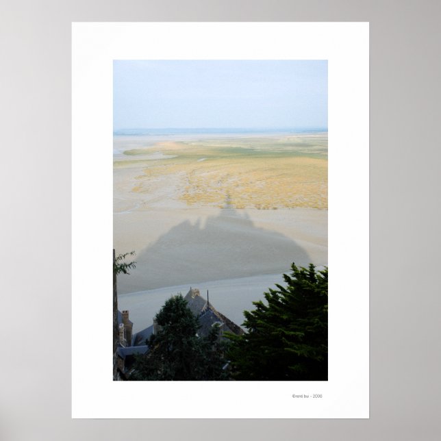 THE SHADOW OF MONT ST MICHEL Poster (Frente)