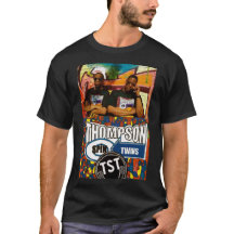 THOMPSON SPIN TWINS. Camiseta Básica Escura