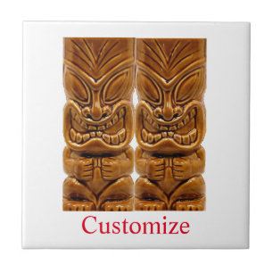 Thunder_Cove da Escultura Tiki Dourada
