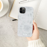 Tie Dye | Monograma de Cinzas minimalista moderna<br><div class="desc">Um simples padrão de coloração de gravata com uma paleta de cores neutra de cinza mole. O presente ou acessório perfeito para a tendência pode ser facilmente personalizado com seu nome, iniciais, monograma, hashtag ou slogan! Tie-Dye é fazer grande retorno agora e é oficialmente a maior tendência do ano! Pensamos...</div>